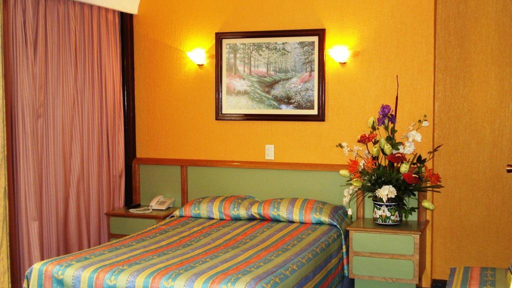 Segovia Regency Hotel Kota Meksiko Bagian luar foto